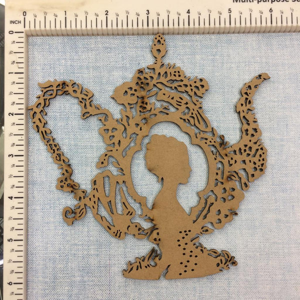 Queen In A Catle - MDF Cutout
